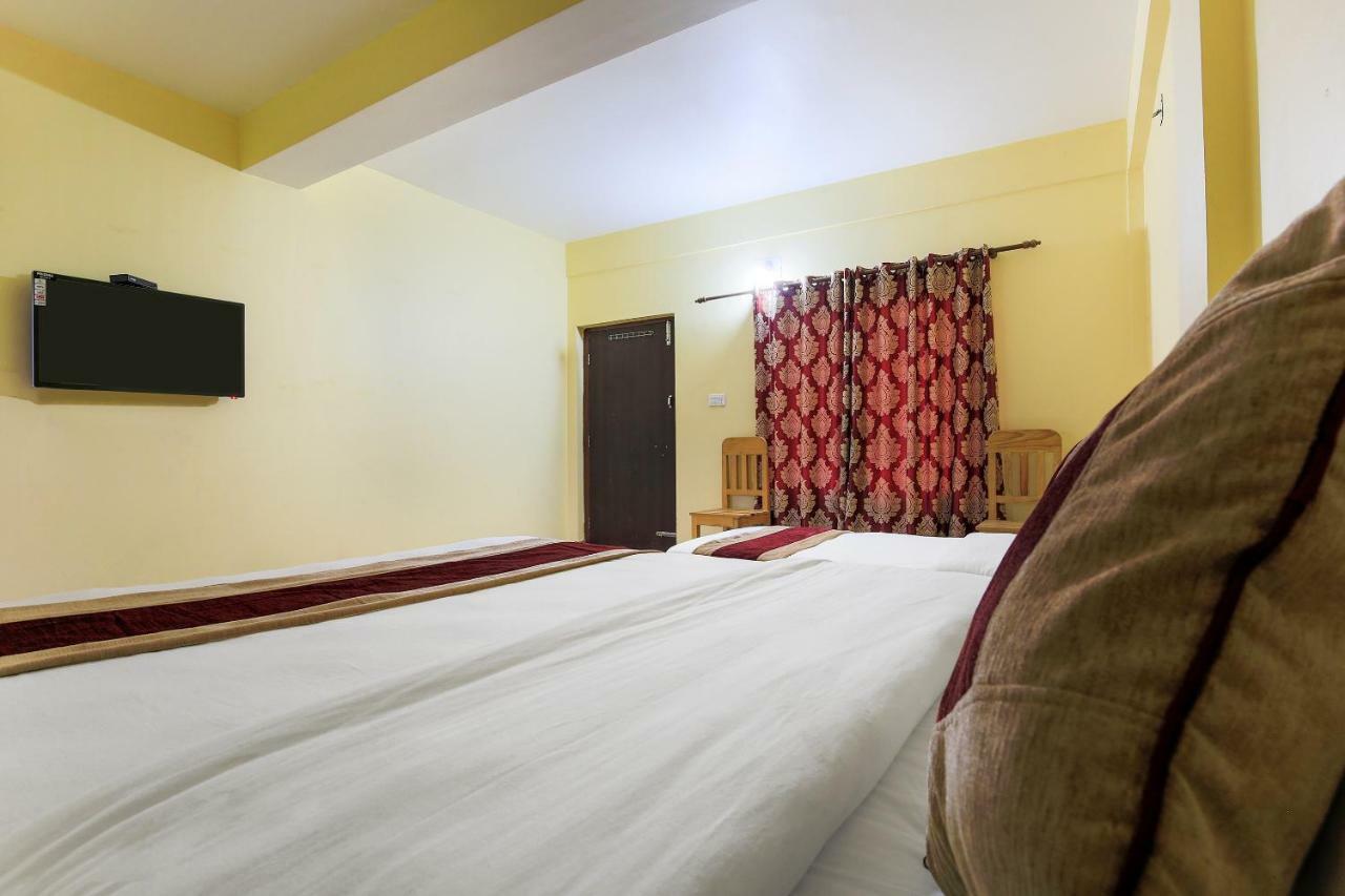 Vision Safari Pvt Ltd Hotel Sauraha Eksteriør billede