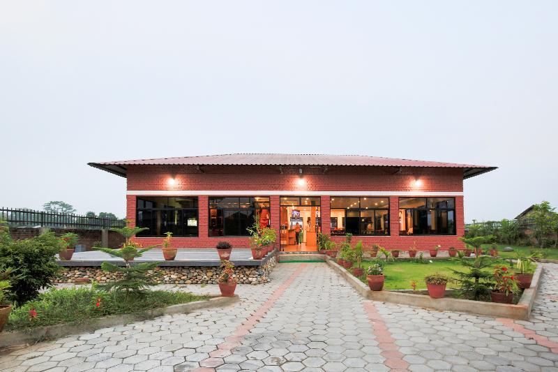 Vision Safari Pvt Ltd Hotel Sauraha Eksteriør billede